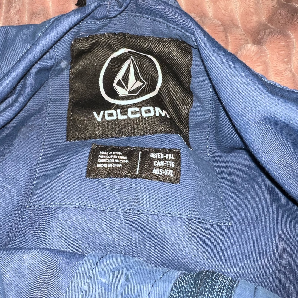 Volcom pullover - Picture 2 of 3
